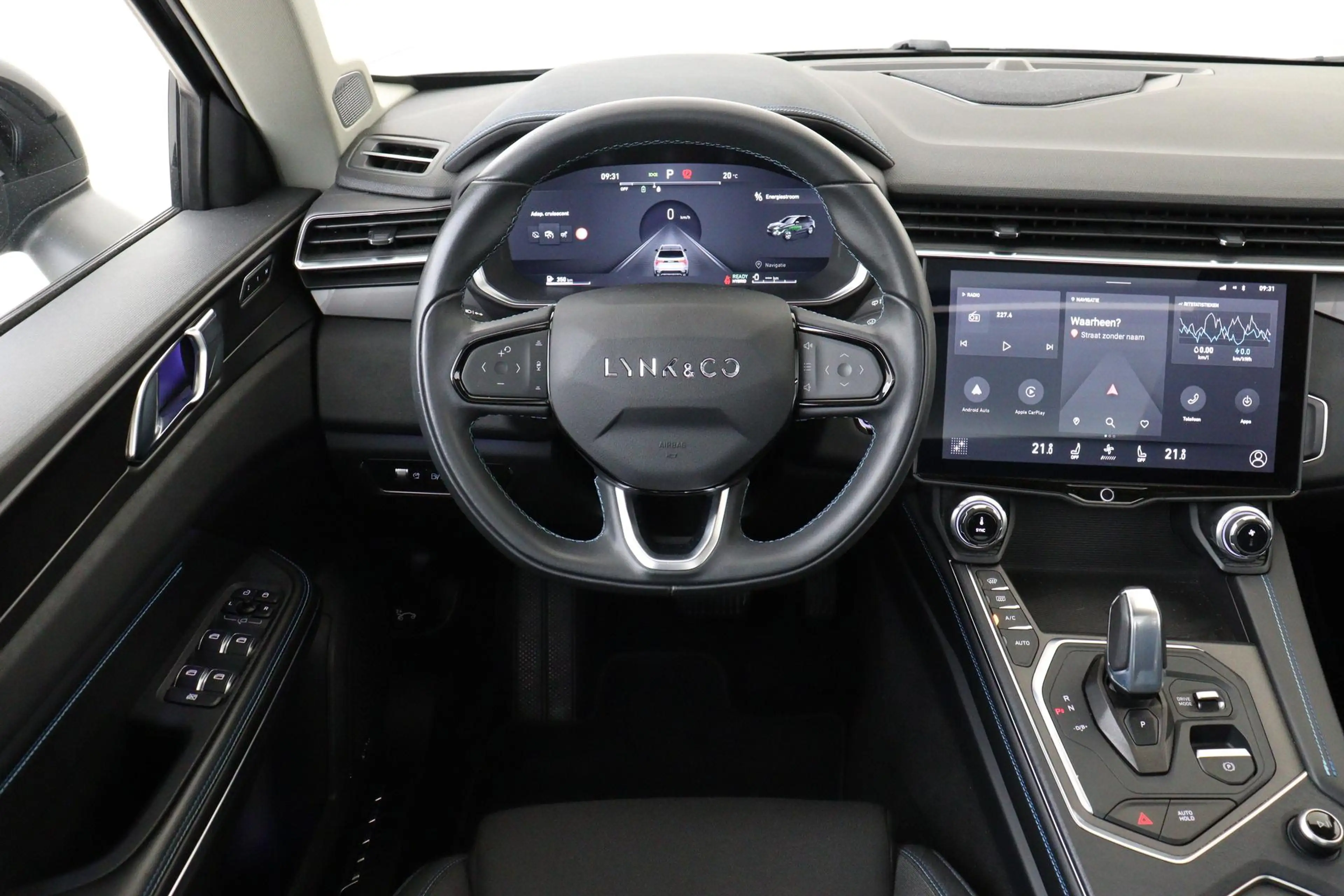 Lynk & Co 01 1.5 PHEV BLACK EDITION -PANO.DAK|ELEK.STOEL|HARMAN — photo 2