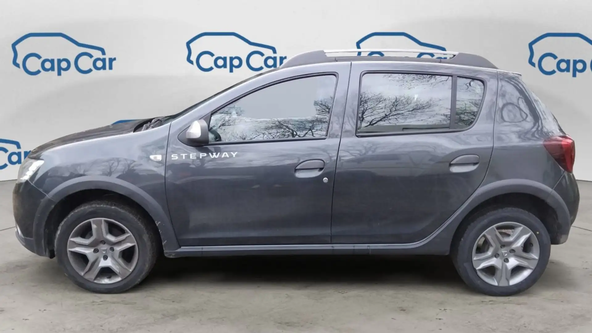 Dacia Sandero 0.9 TCe 90 Stepway Laureate - 2