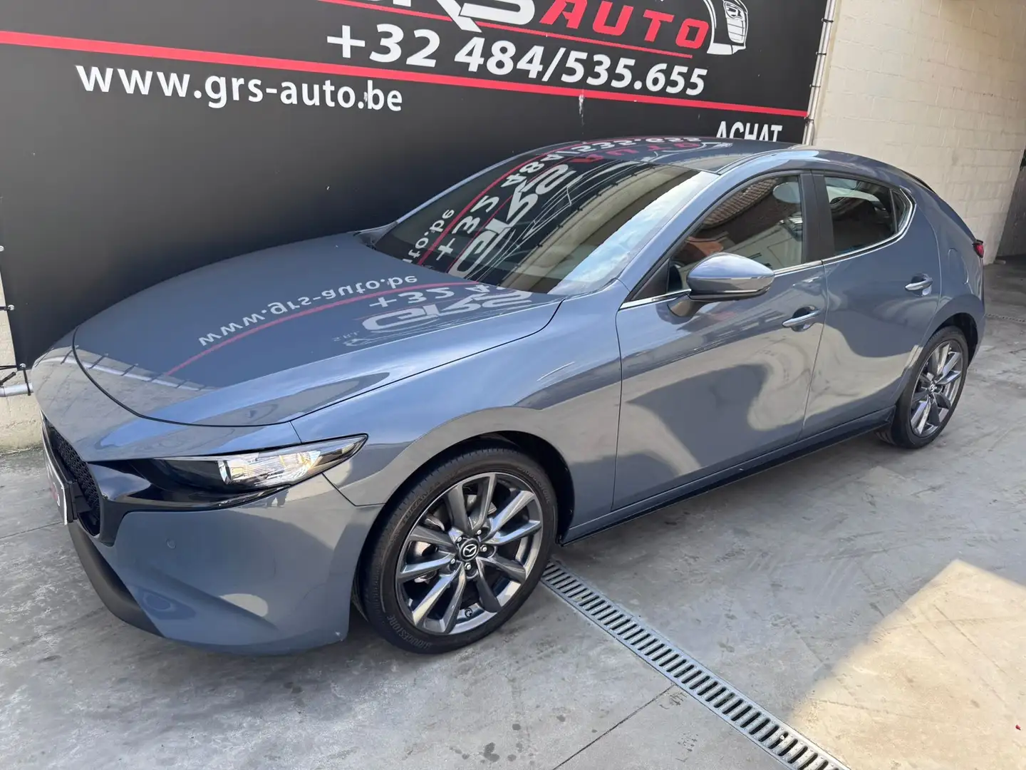 Mazda 3 Hatchback 2.0i e-Skyactiv-G Skydrive 1ER PROP. Grau - 2