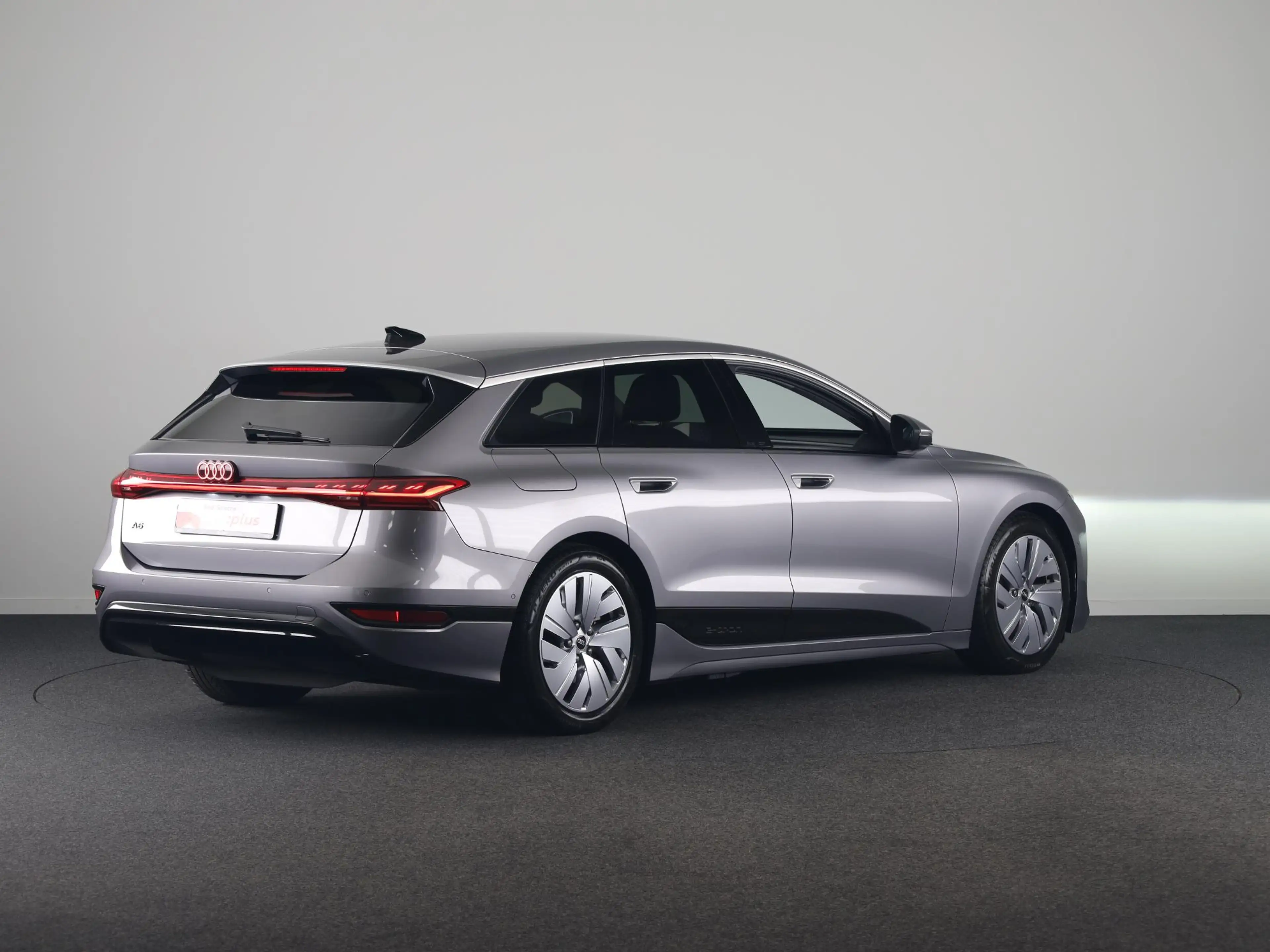 Audi A6 e-tron Avant Advanced edition 83 kWh 286 pk | SOH 92,64% — photo 3