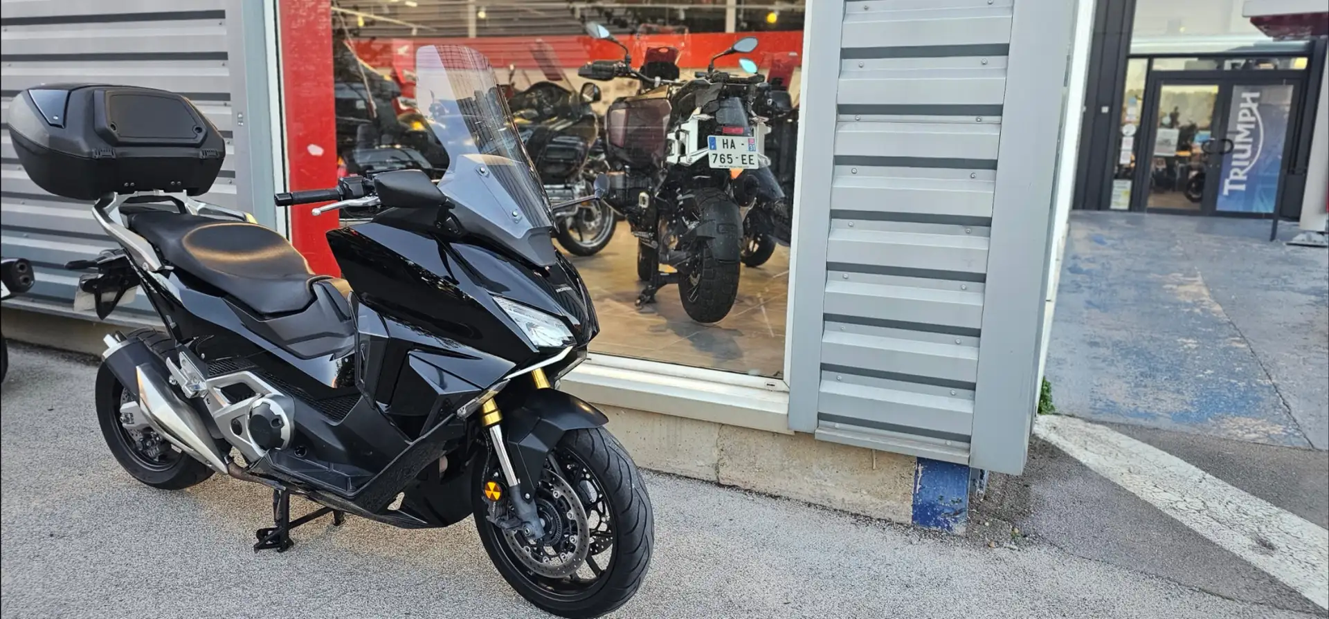 Honda Forza 750 Schwarz - 2