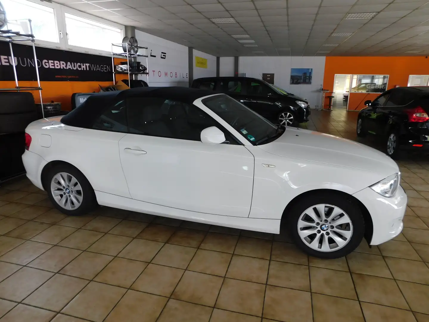 BMW 118 118i/ 1 HAND/KLIMA/PDC/ FEST PREIS !! Weiß - 2