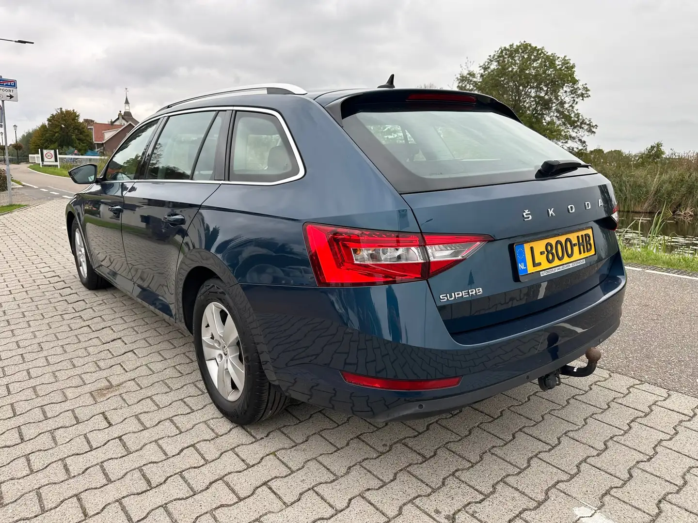 Skoda Superb Combi 1.5 TSI ACT Business Edition, Apple Carplay, Blauw - 2