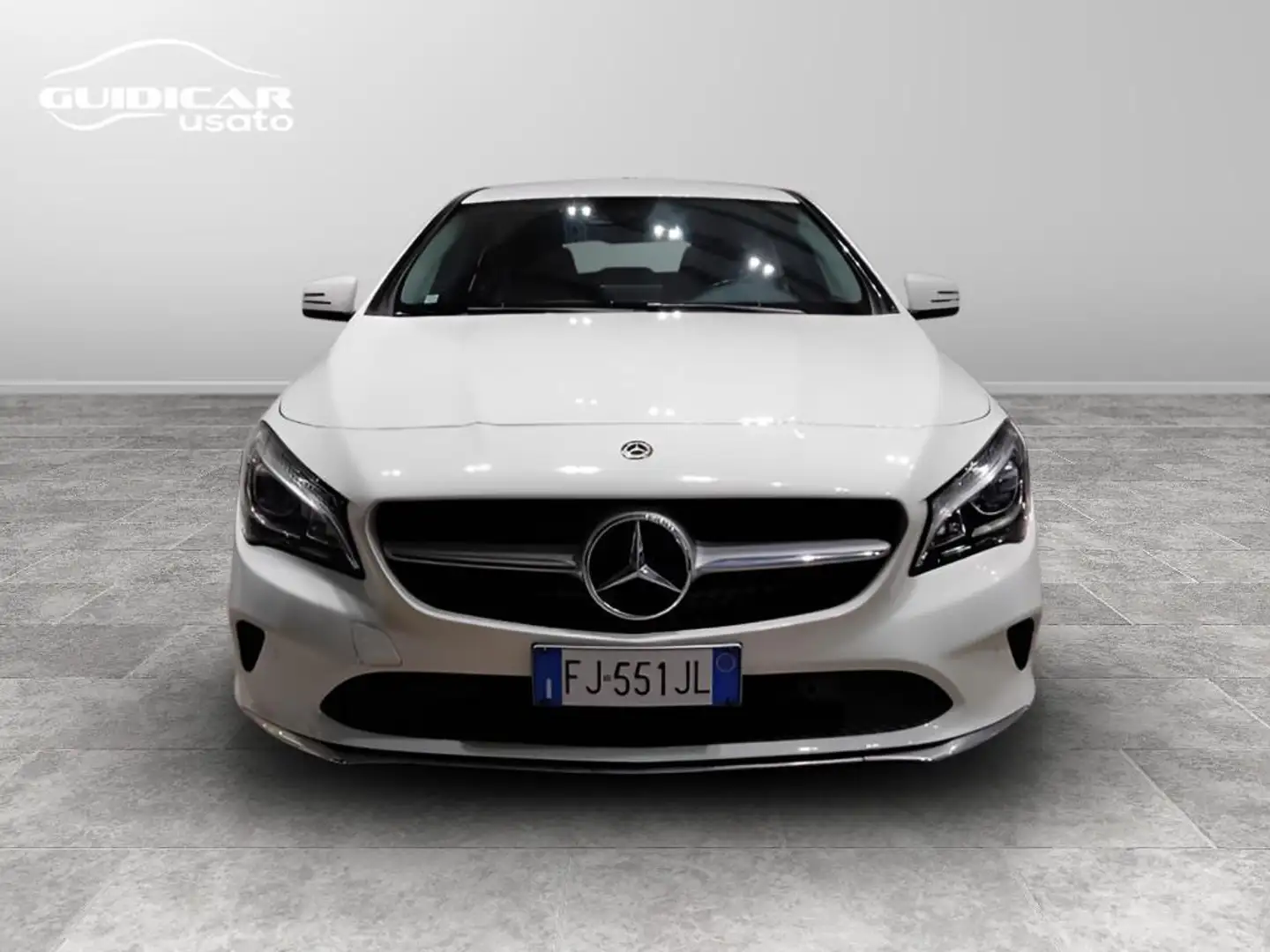 Mercedes-Benz CLA 220 Shooting Brake d Sport auto FL Bianco - 2