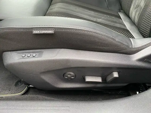 Peugeot 308 view 12
