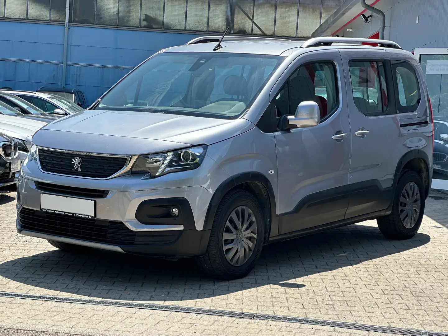 Peugeot Rifter 1.5 BlueHDI*WEBASTO-Standhzg*Klimaaut*2xSchiebetur Gris - 1