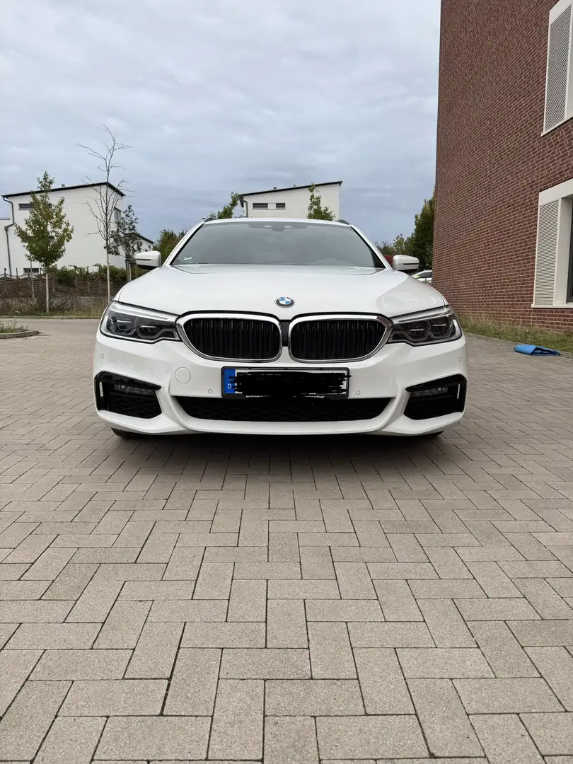 BMW 530 5er Touring Diesel xDrive M-Sportpaket Blanc - 2