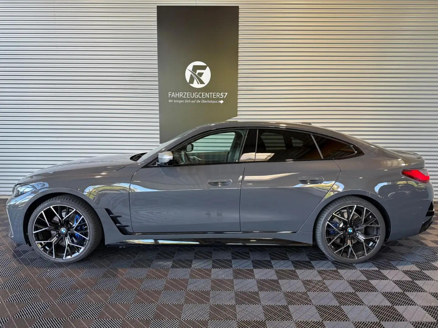 BMW i4 Gran Coupe M50/ACC/HUD/H&K/360°/CARPLAY/AHK Grau - 2