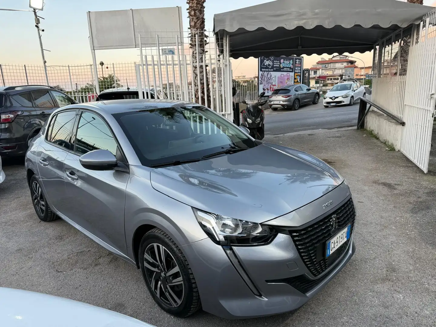 Peugeot 208 208 II 2019 1.5 bluehdi Allure s Gris - 1