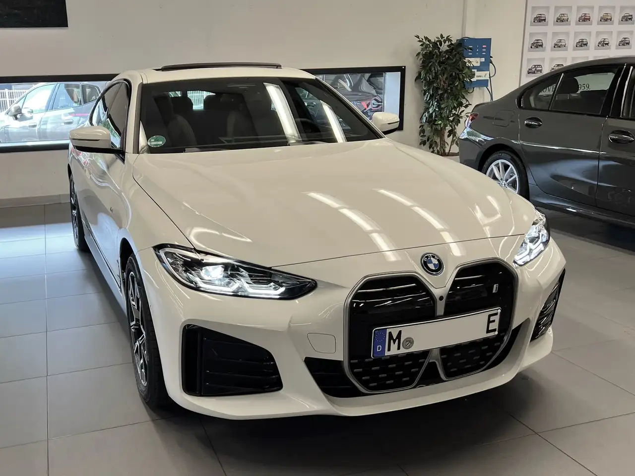 BMW i4