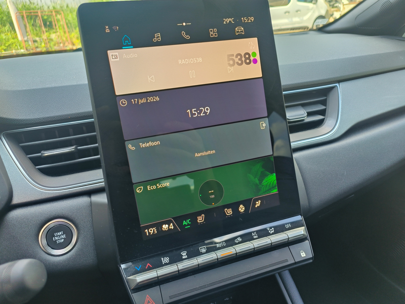 Renault Captur 1.3 mild hybrid 140 EDC techno Rijklaar + fabrieks — photo 8