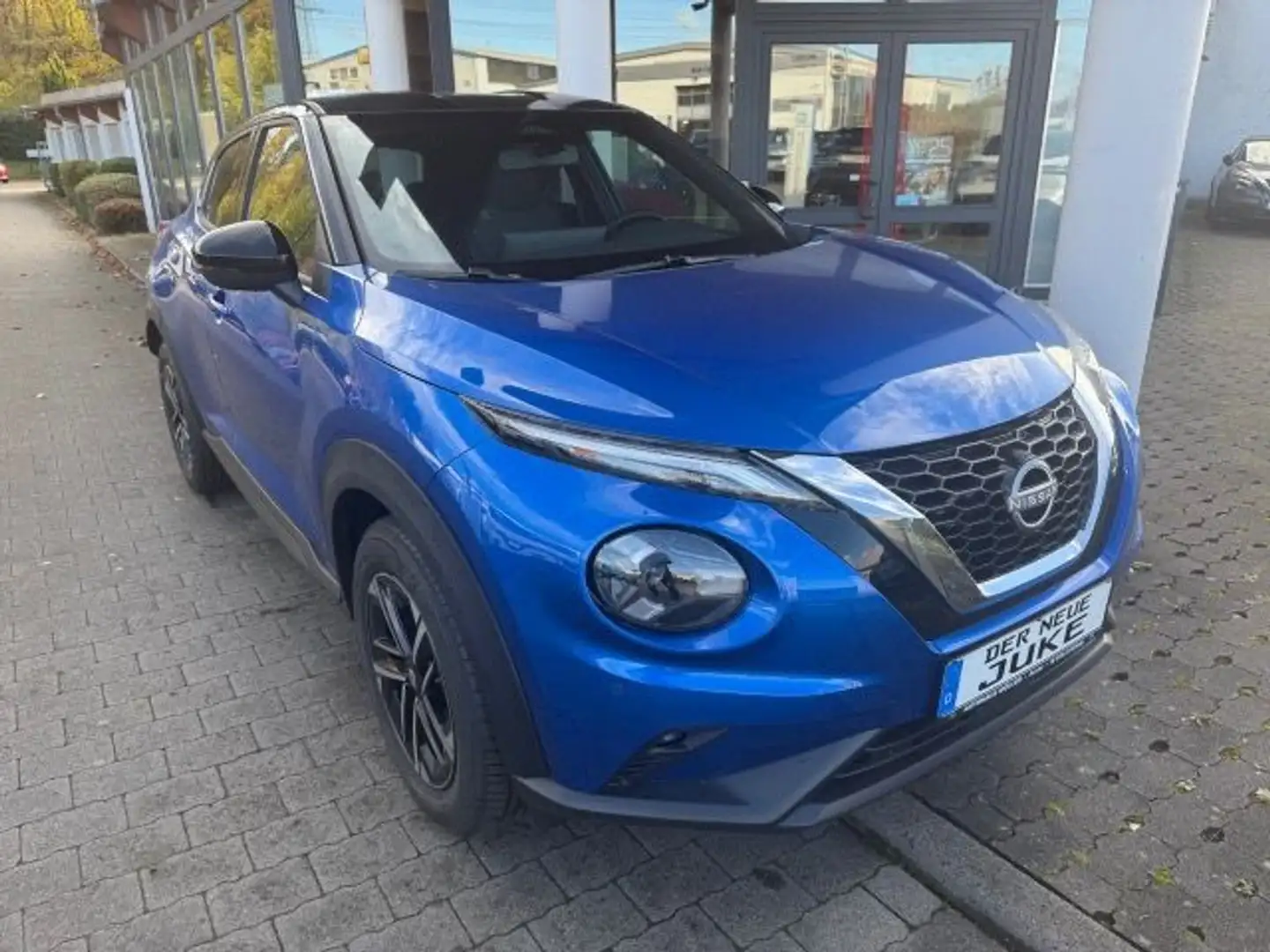 Nissan Juke JUKE 1.0 DIG-T 114 PS 6MT N-Connecta WinterII  2 Blau - 1