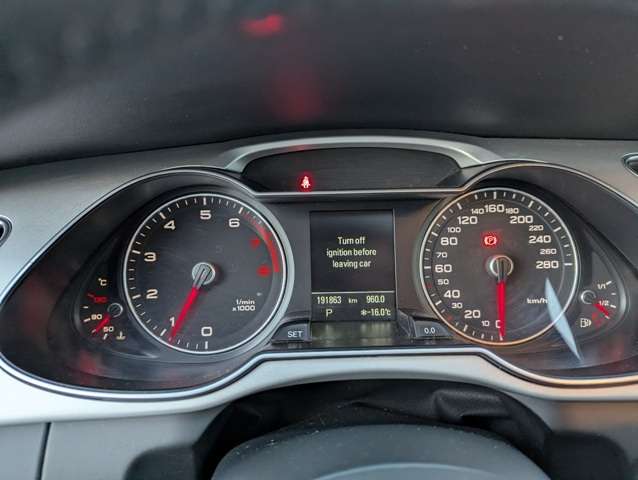 2016 Audi A4 4dr Sdn Auto Progressiv Plus Quattro S Line thumb 23