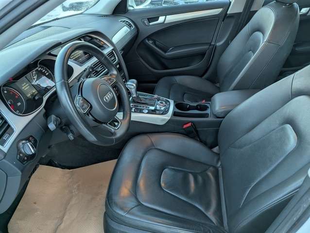 2016 Audi A4 4dr Sdn Auto Progressiv Plus Quattro S Line thumb 9