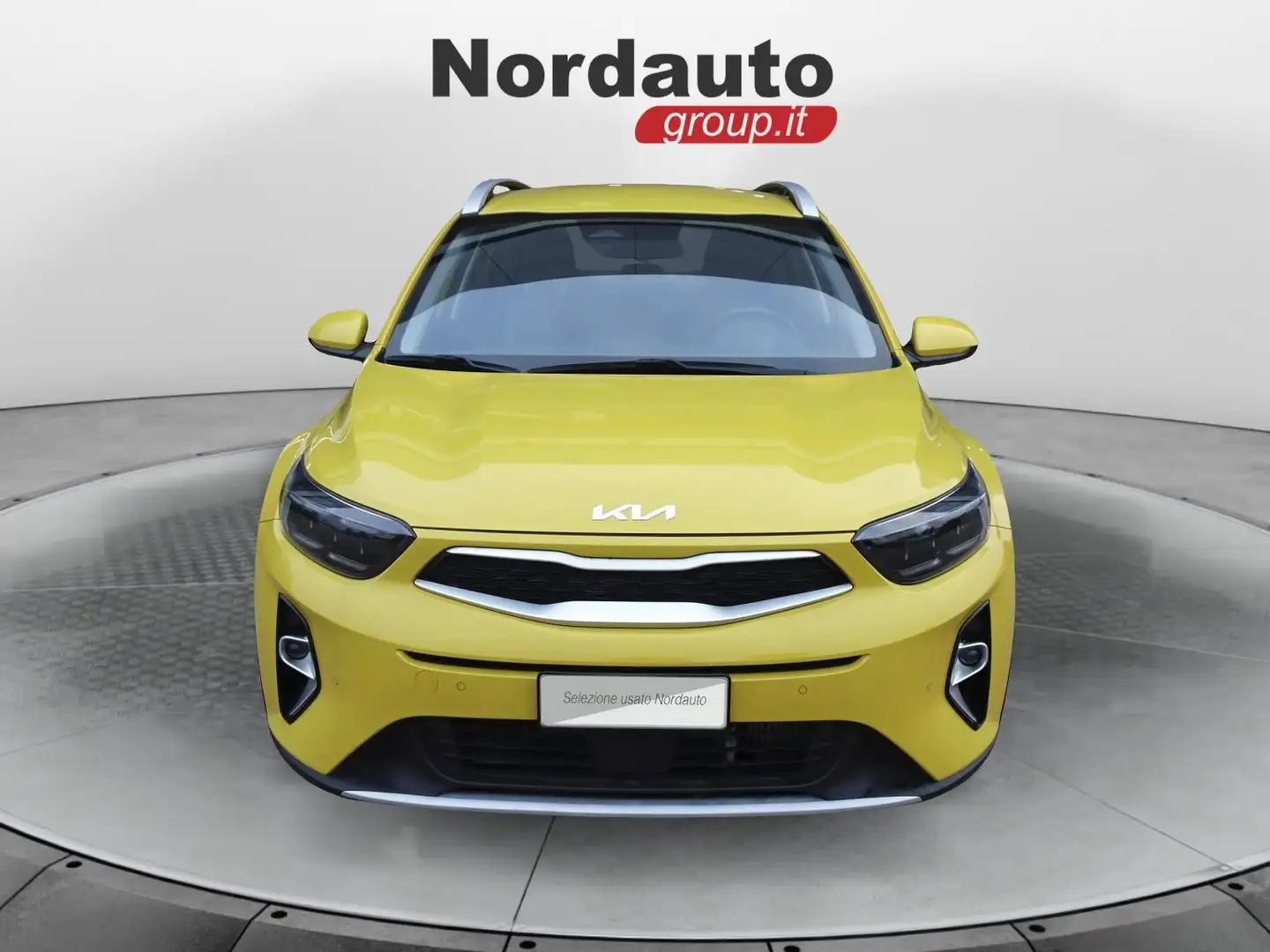 Kia Stonic Stonic 1.0 T-GDi 100 CV MHEV MT Urban Giallo - 2