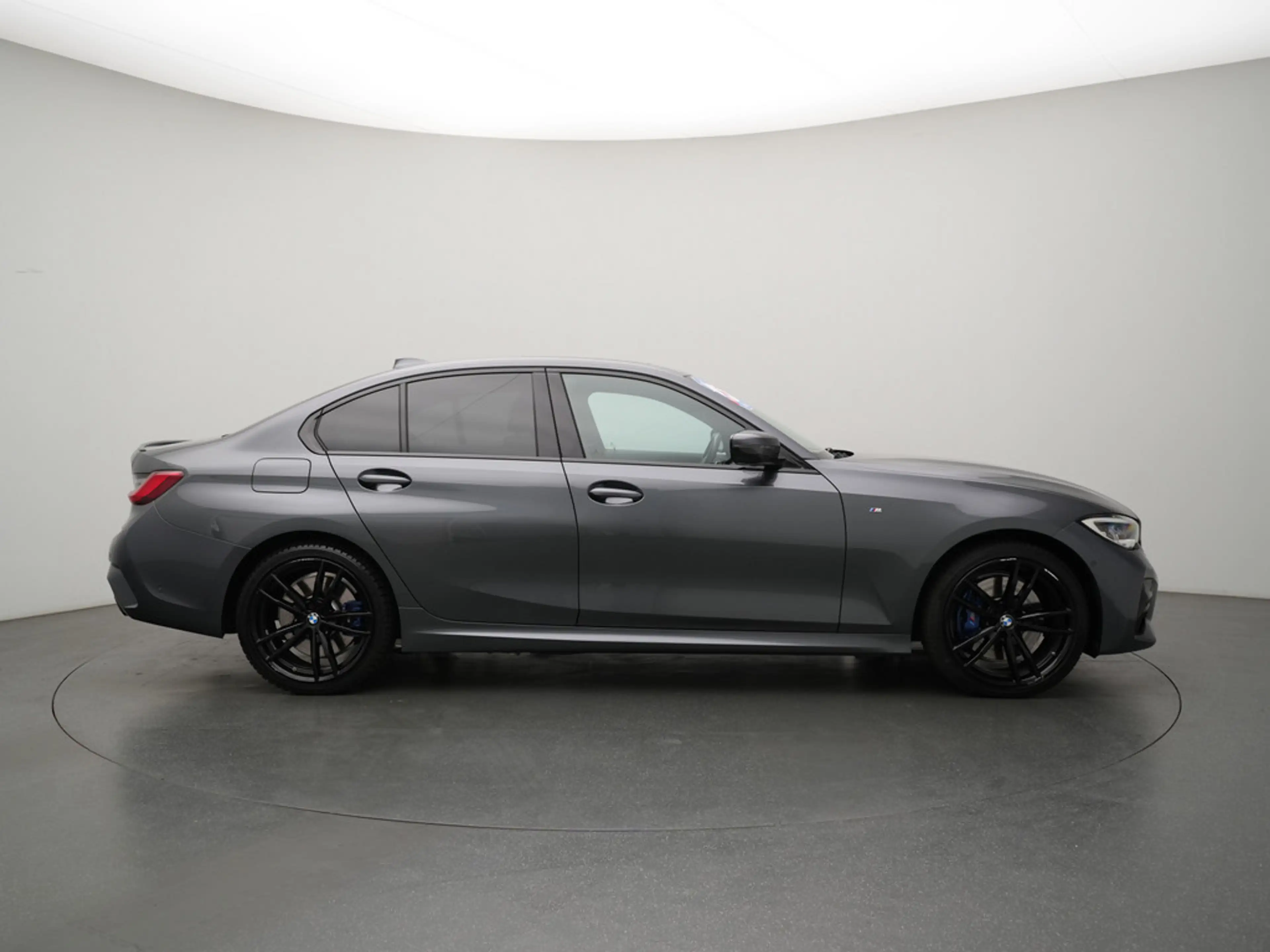 BMW 330 e M-Sport LASER PANO H/K ACC HUD NAVI LEDE — photo 3