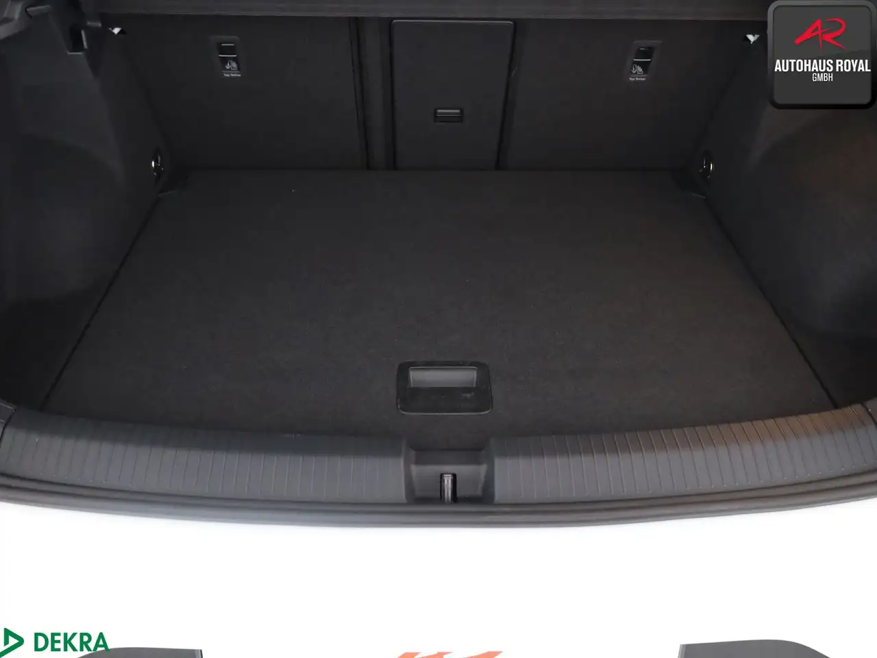Volkswagen T-Roc T-Roc 1.5 TSI STYLE PANORAMA,MASSAGE,KAMERA,1.HD 13