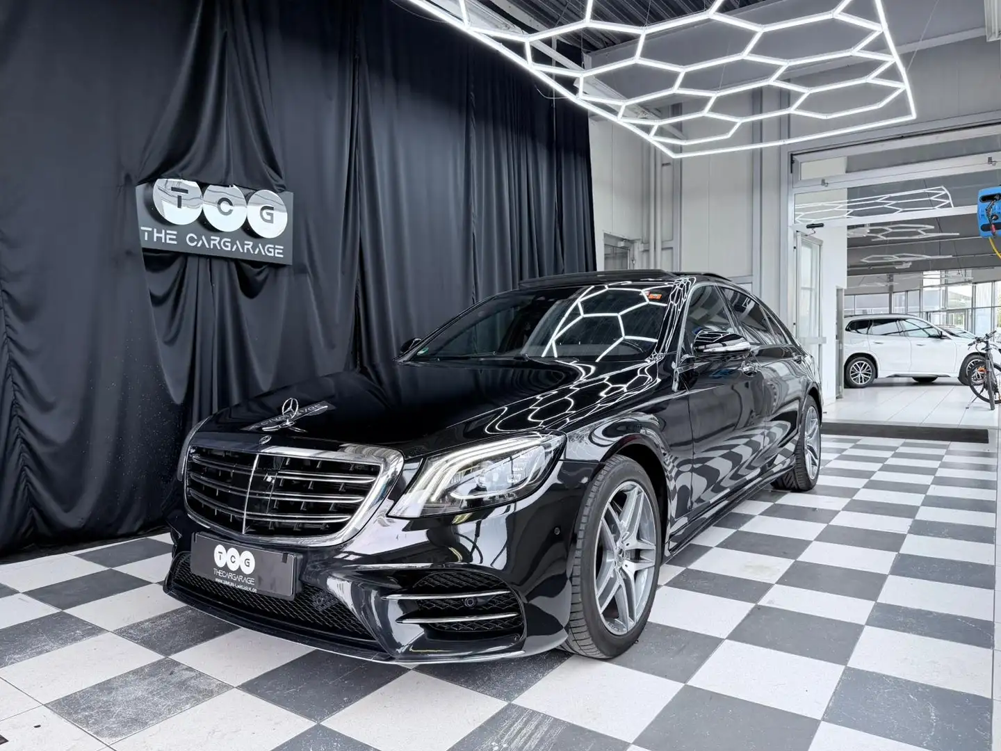 Mercedes-Benz S 400 S 400d 4 MATIC /LONG /SoftClose /Pano / MASSAGESIT Schwarz - 1