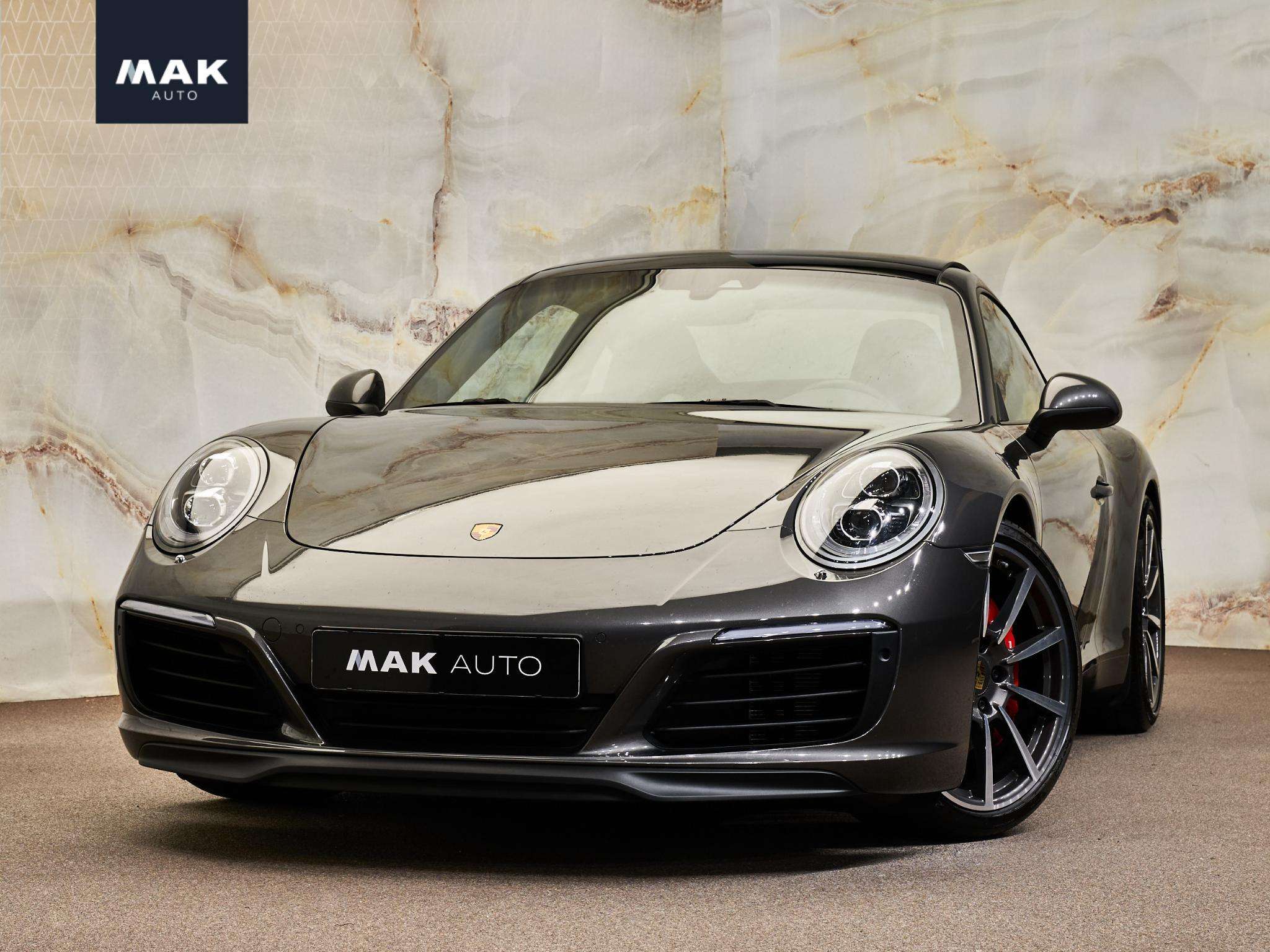 Porsche 991