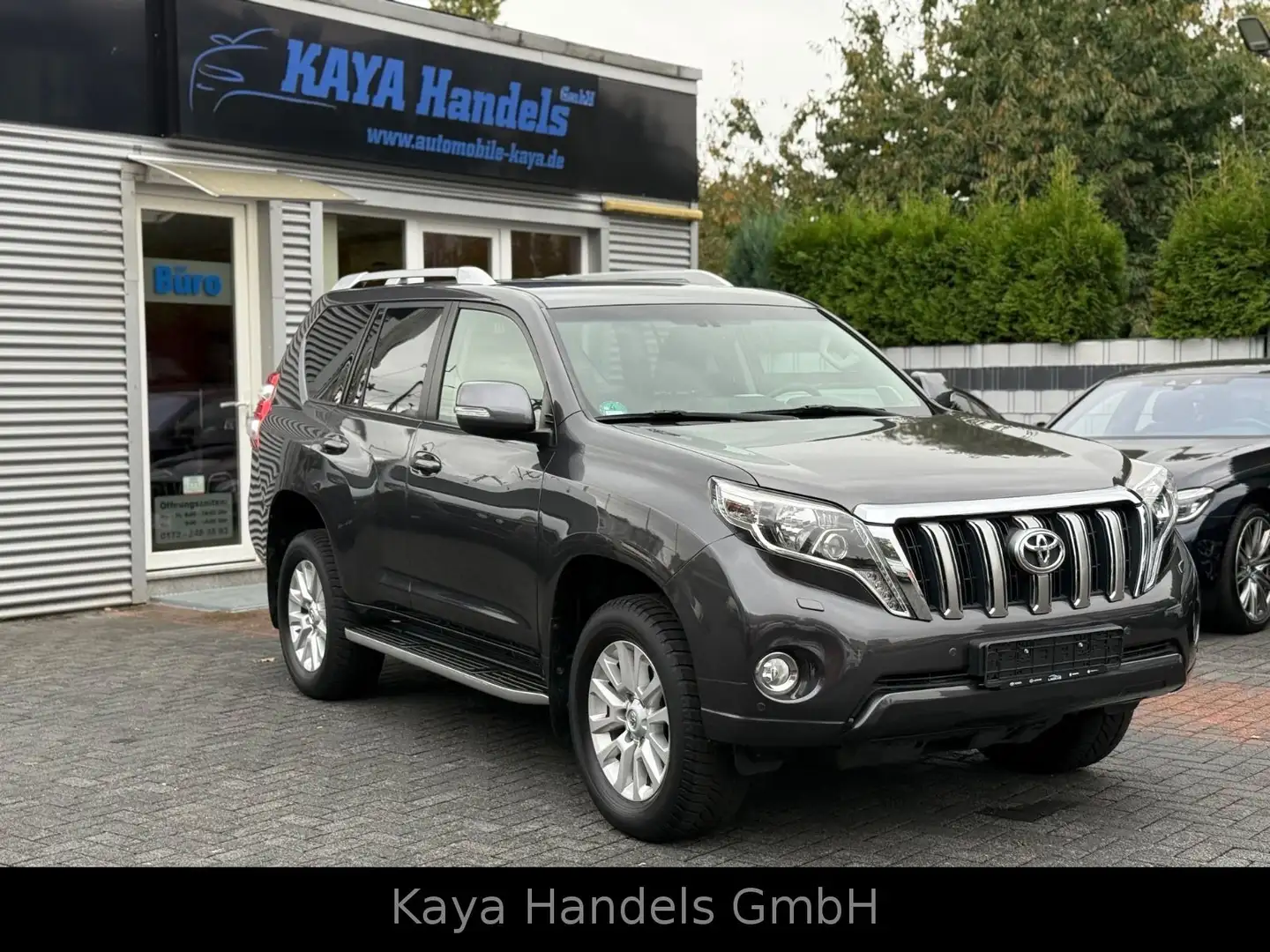 Toyota Land Cruiser Executive TOP+LEDER+Kamera Gris - 1