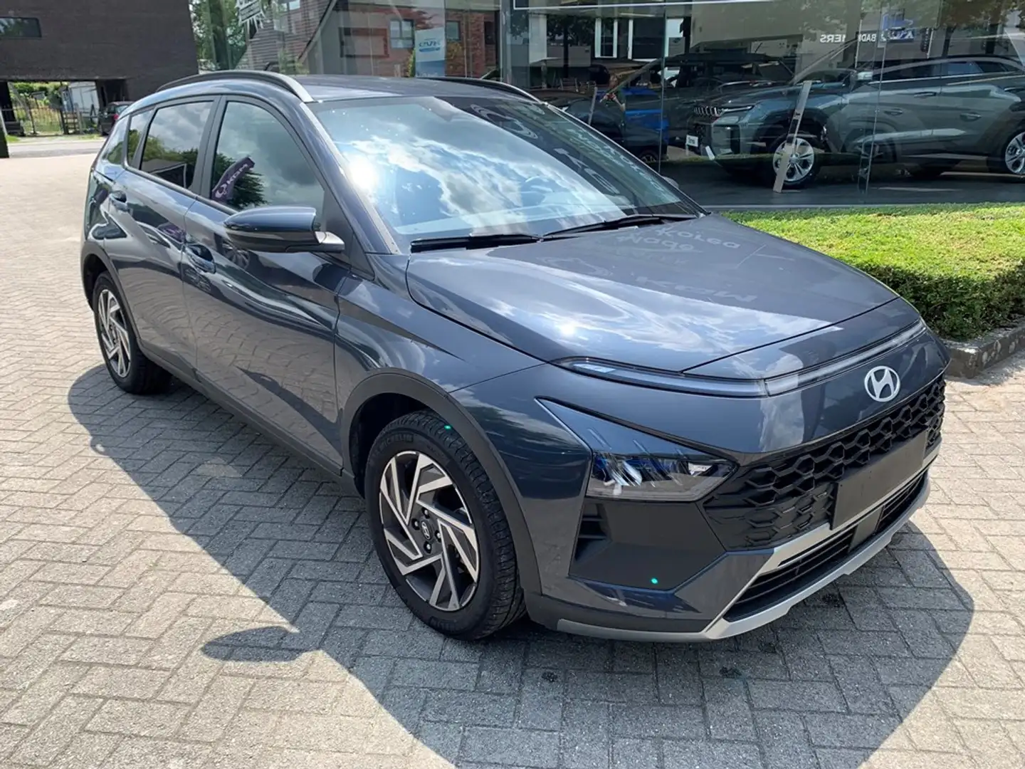 Hyundai BAYON **MILD HYBRID - ZEER PROPER - 4J GARANTIE** Grigio - 1