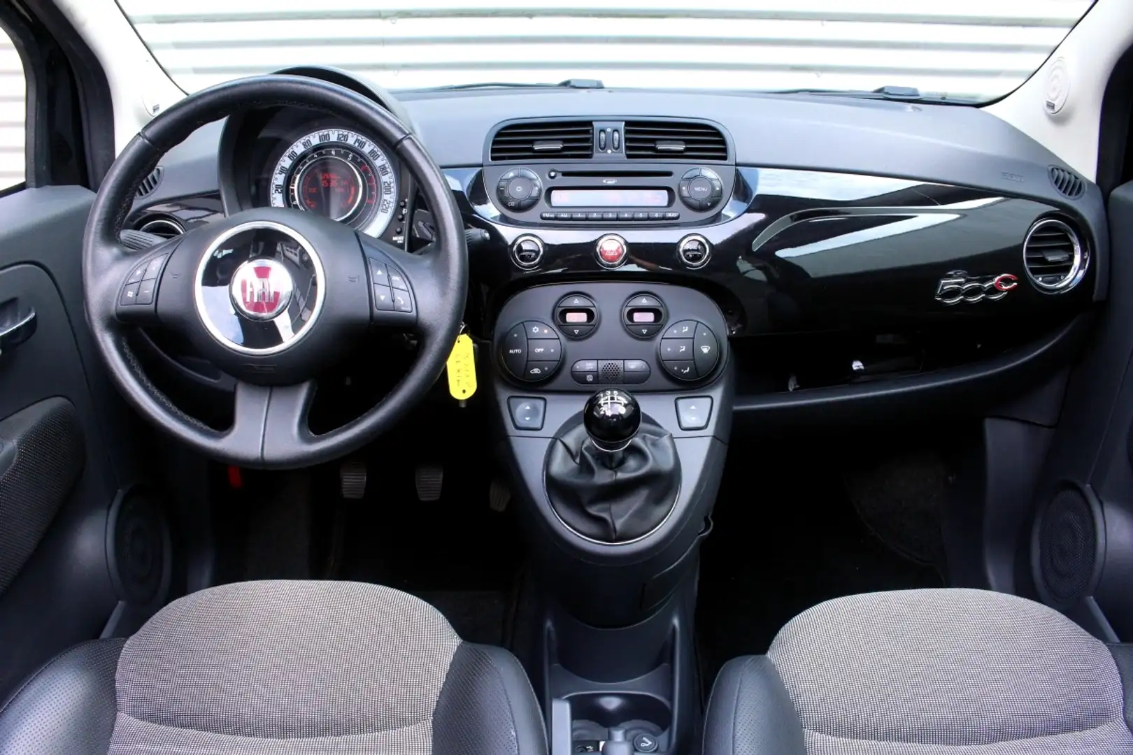 Fiat 500C 0.9 TwinAir Lounge Cabrio NAP INTERSCOPE LEDER BT Siyah - 2