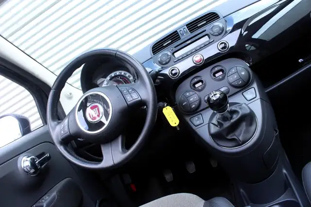 Fiat 500c view 21