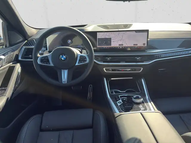 BMW X6 view 13