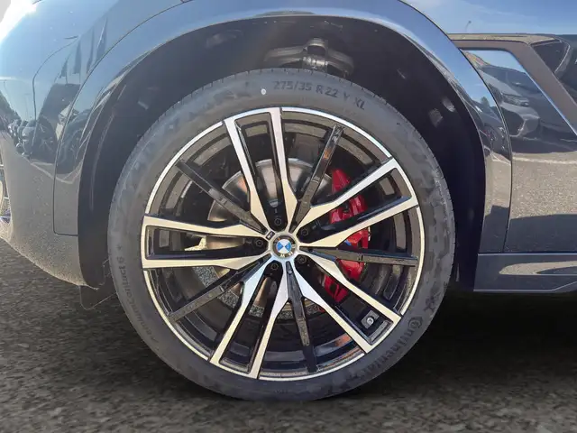 BMW X6 view 7