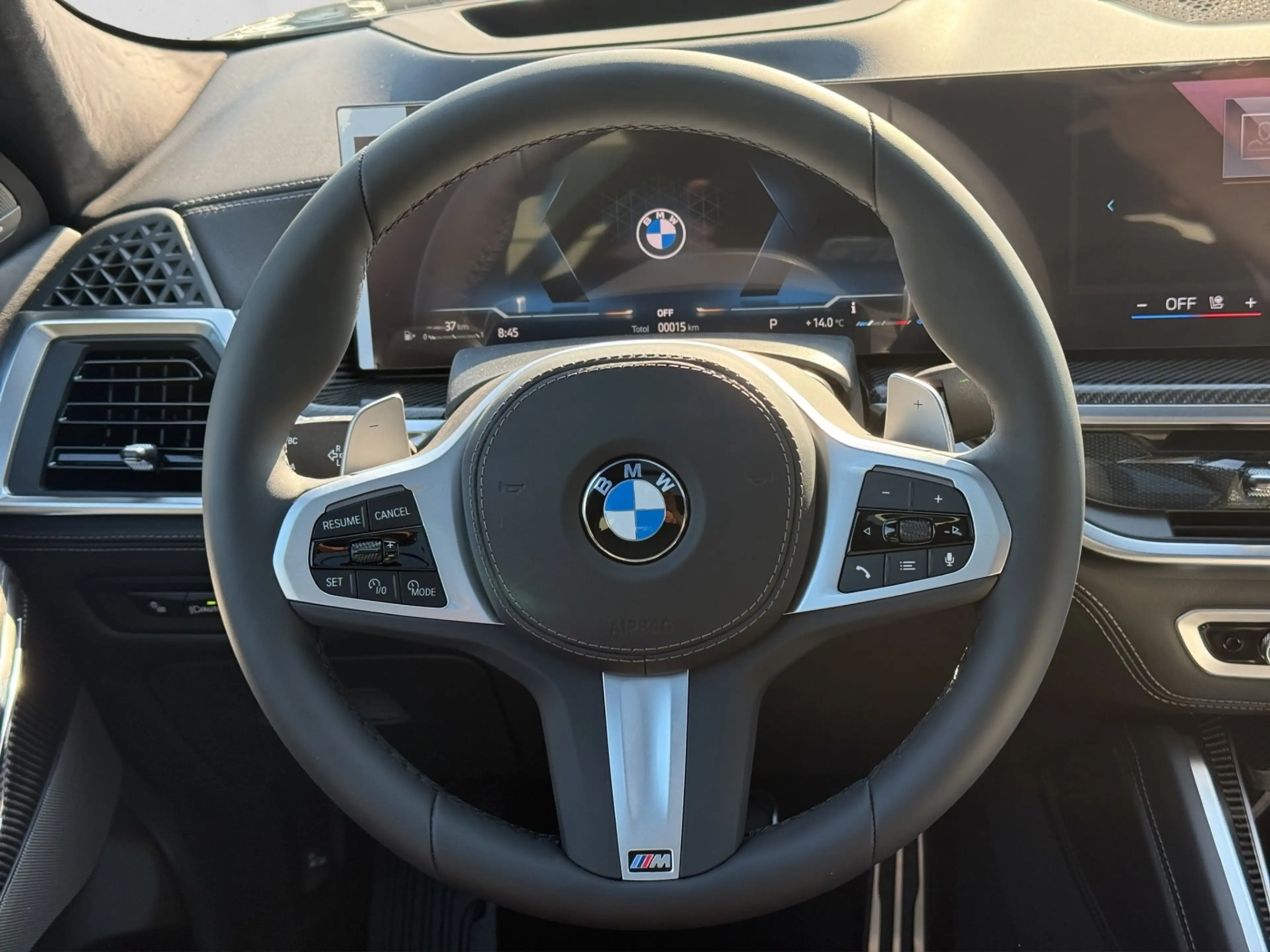 BMW X6 xDrive40i — photo 12