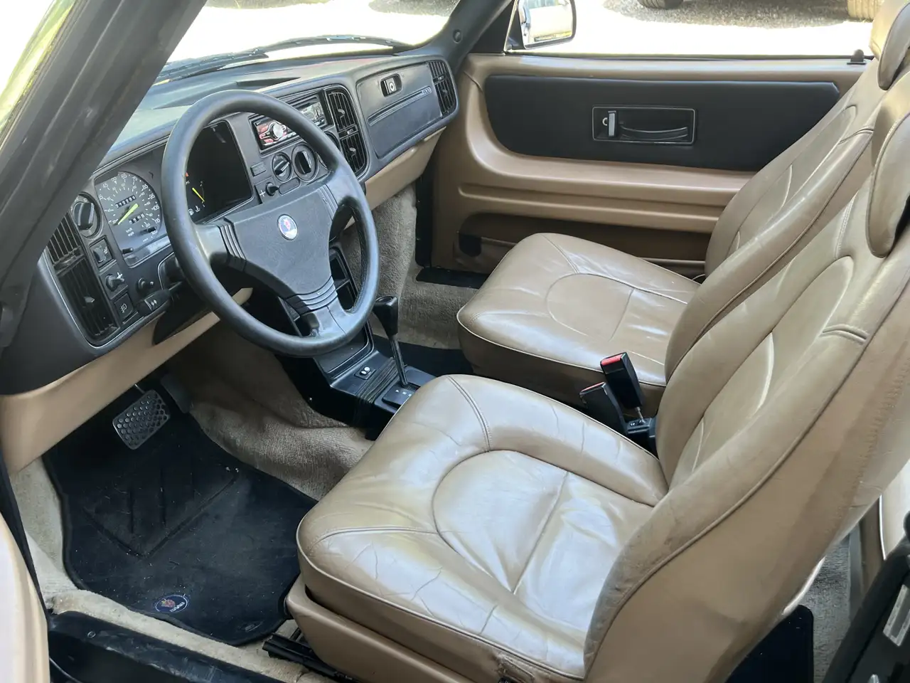 Saab 900 Cabrio 2.0 Turbo 16 Automaat/Leer/Trekhaak, foto 8