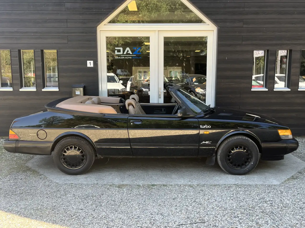 Saab 900 Cabrio 2.0 Turbo 16 Automaat/Leer/Trekhaak, foto 2