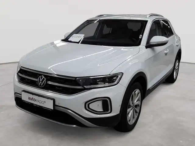 Volkswagen T-Roc view 2