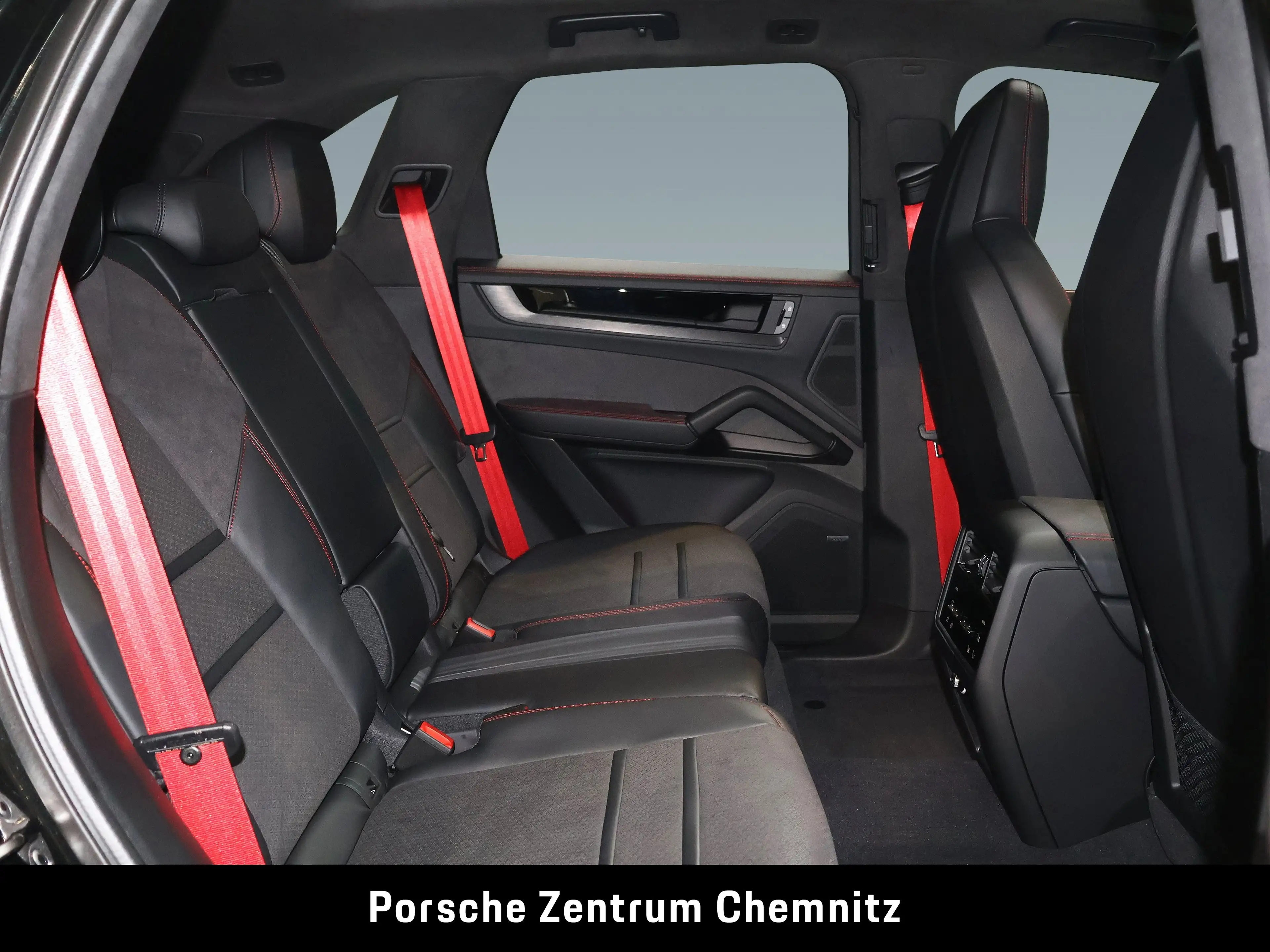 Porsche Cayenne GTS 18-Wege;HD-Matrix;AHZV;Head-Up — photo 8