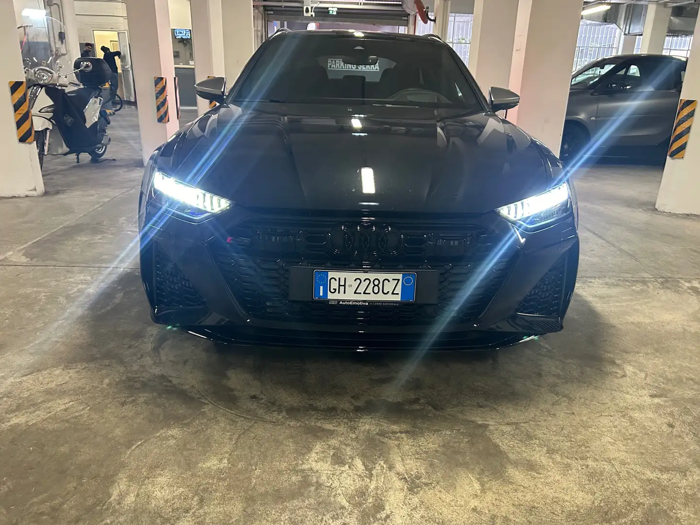 Audi RS6 Fekete - 1