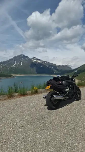 Kawasaki GPZ 1100 - foto 7