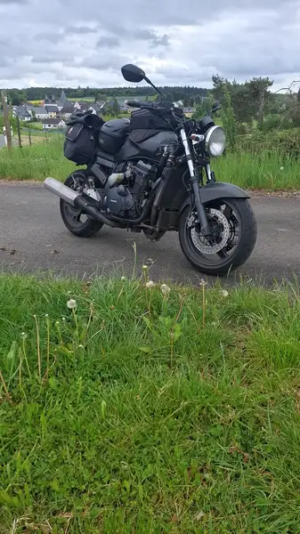 Kawasaki GPZ 1100 - foto 8
