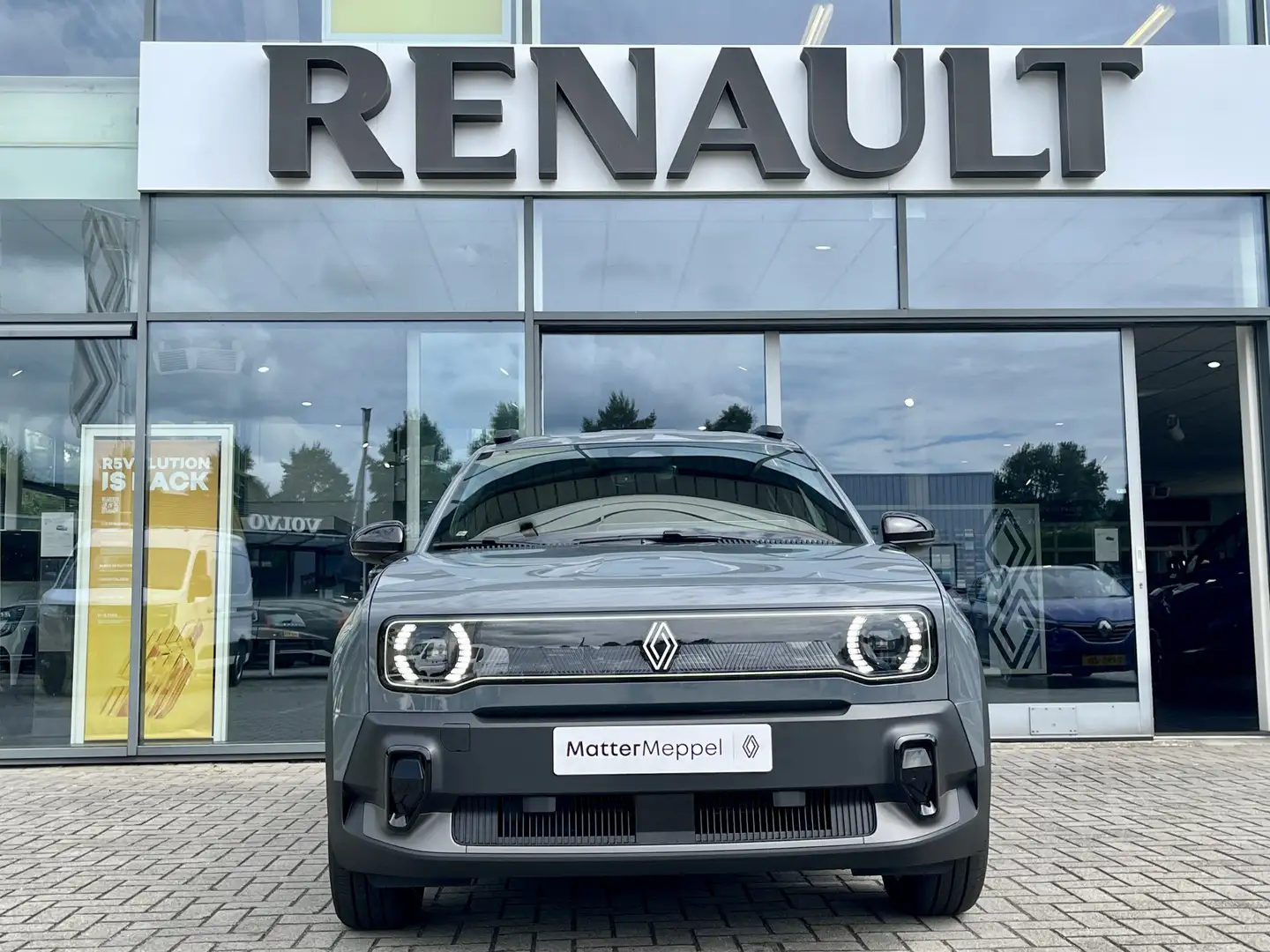 Renault R 4 Comfort Range Techno 52 kWh TIJDELIJK VOORDEEL! | Grijs - 2