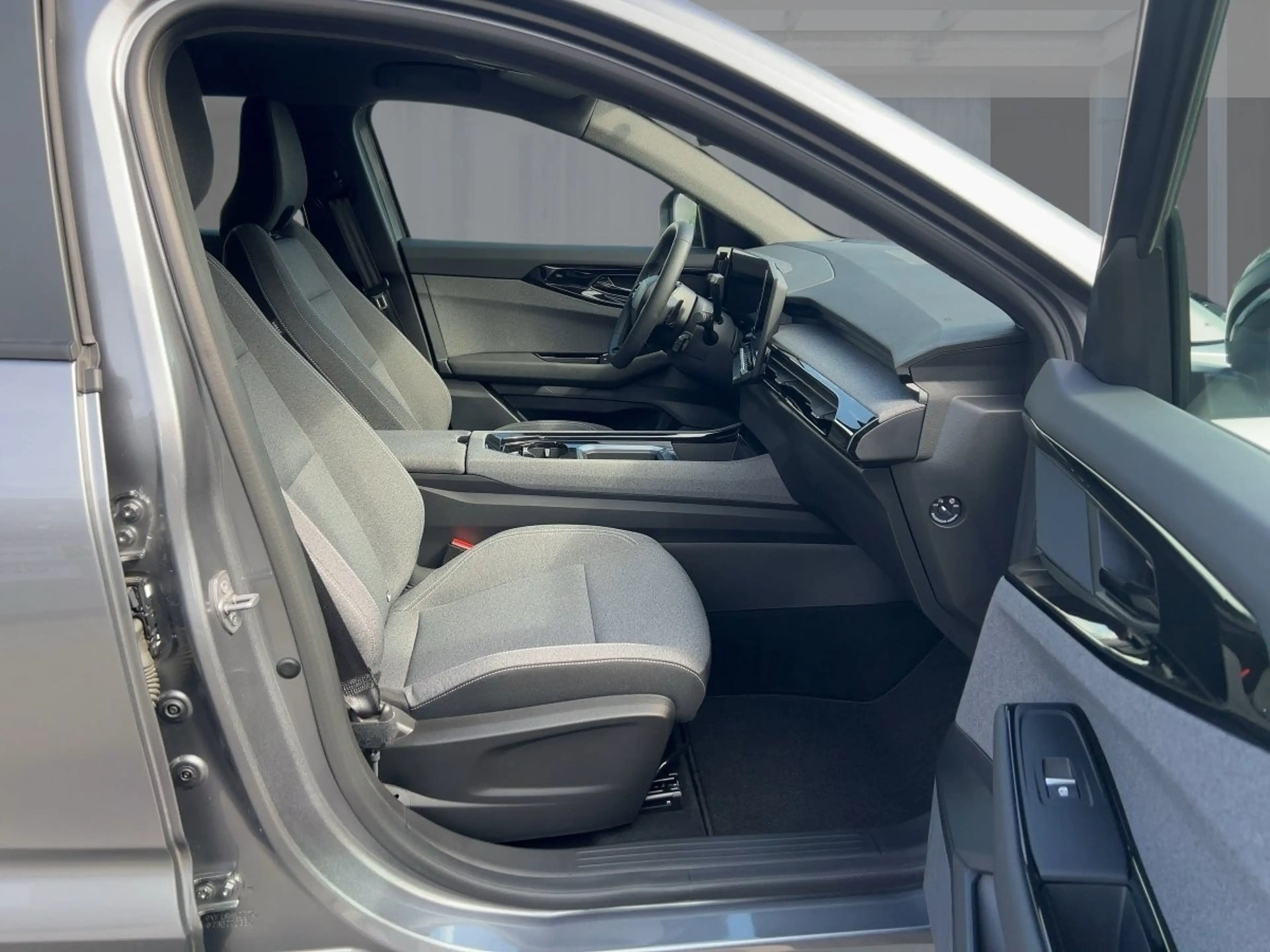 Renault Austral Evolution Mild Hybrid 160 Automatik — photo 8