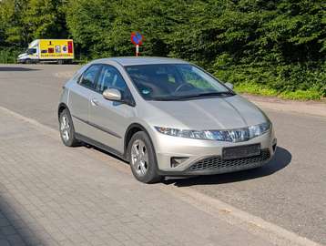 1.4i Comfort - Airco + Keuring - Parkingssensoren - Trekhaak - Garantie - 113.000 km