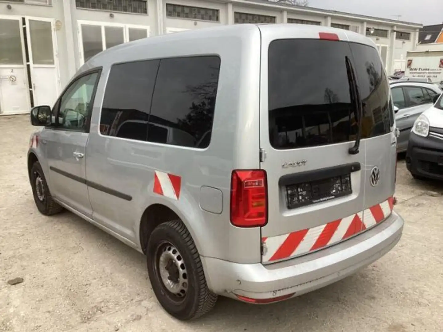 Volkswagen Caddy Kasten BMT NAVI PDC Park Assist Optik& el. Paket Silber - 2