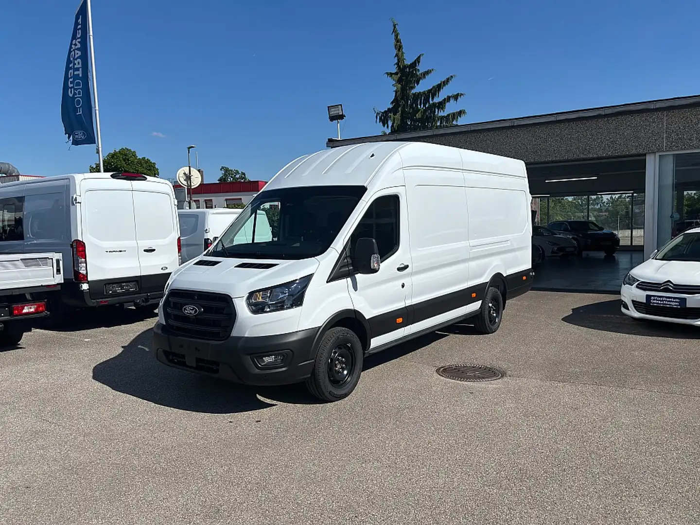 Ford Transit Transit Kasten 2,0 EcoBlue L4H3 350 Trend Fehér - 1