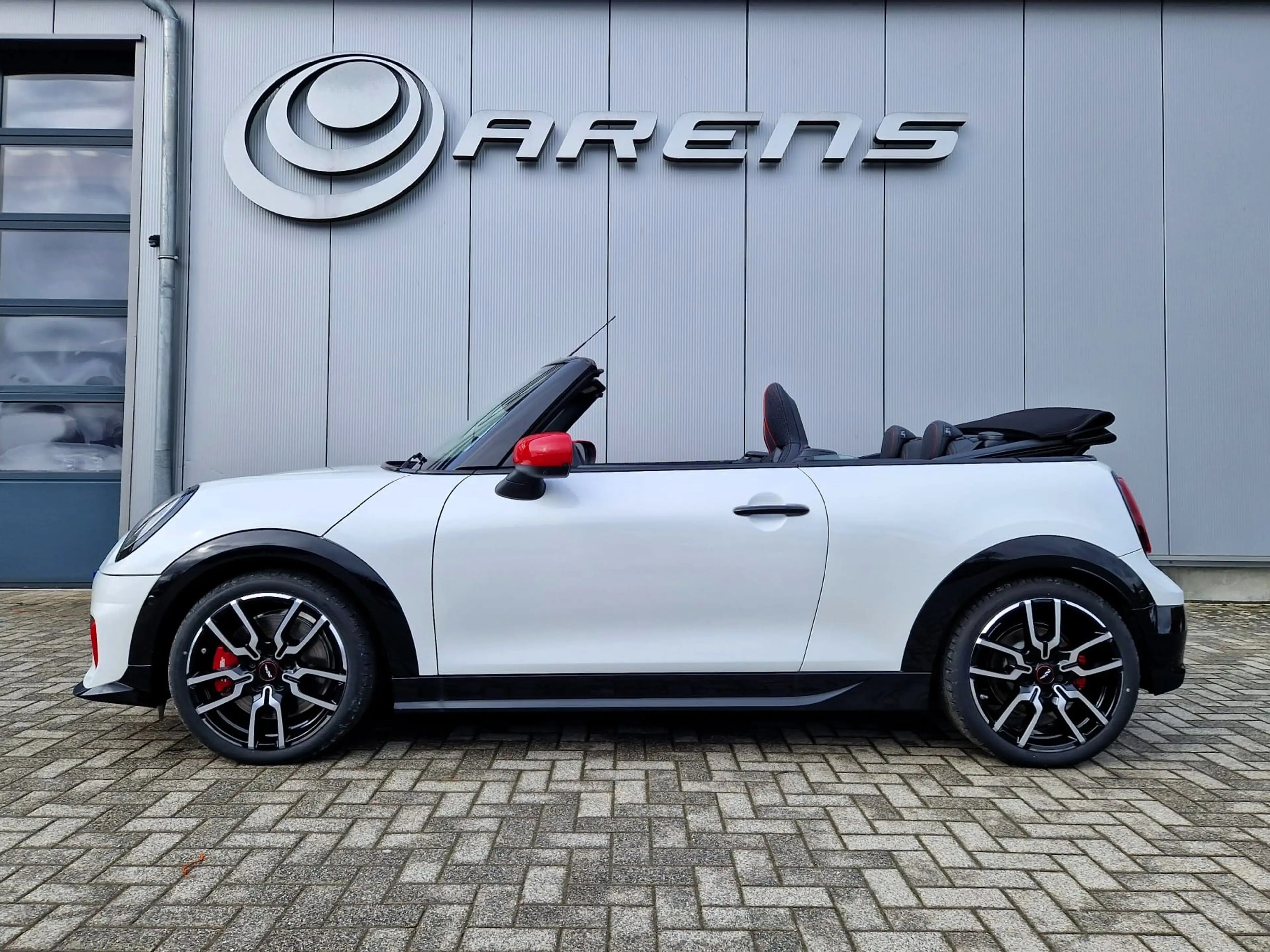 MINI John Cooper Works Cabrio Mini Cabrio 2.0A John Cooper Works Pack XL — photo 3