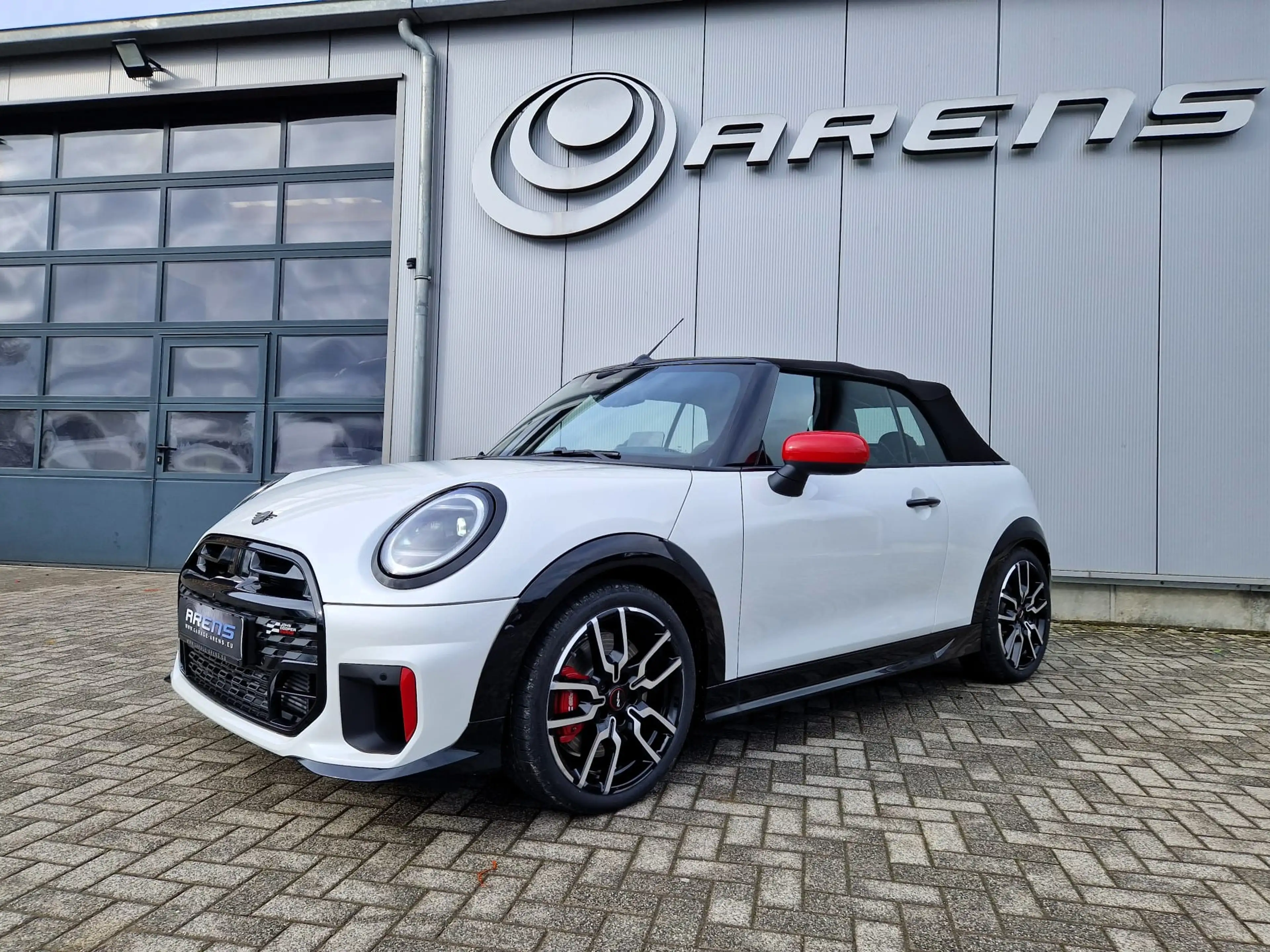 MINI John Cooper Works Cabrio Mini Cabrio 2.0A John Cooper Works Pack XL — photo 4