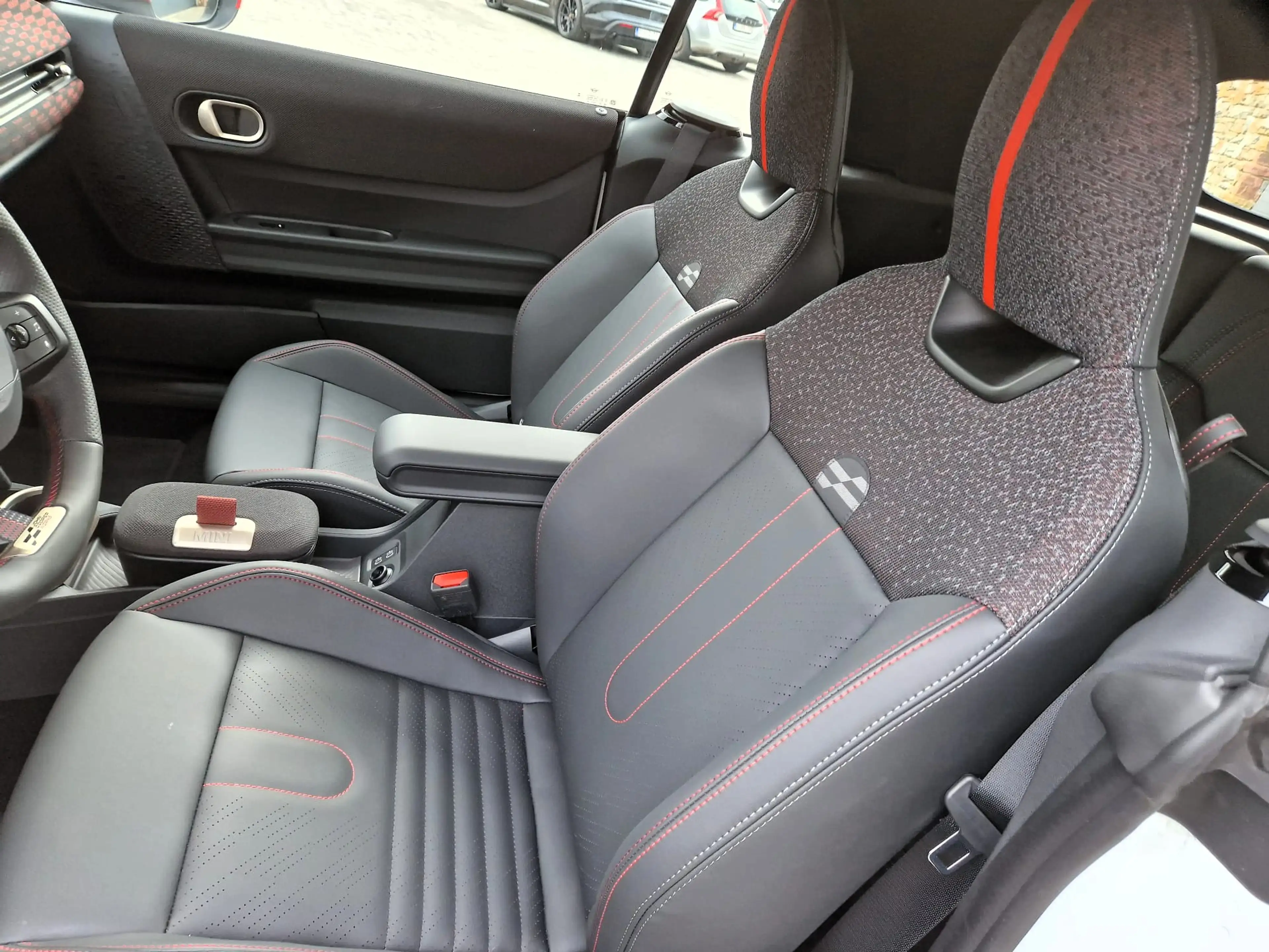 MINI John Cooper Works Cabrio Mini Cabrio 2.0A John Cooper Works Pack XL — photo 8