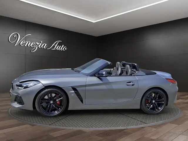 BMW Z4 view 2
