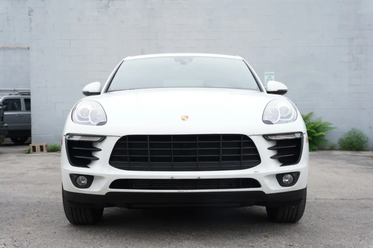 Porsche Macan снимка Porsche Macan