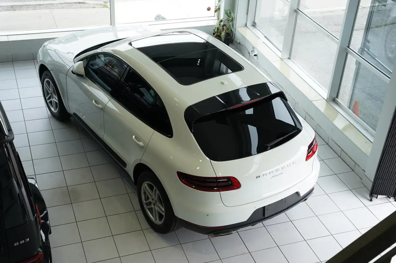 Porsche Macan снимка Porsche Macan