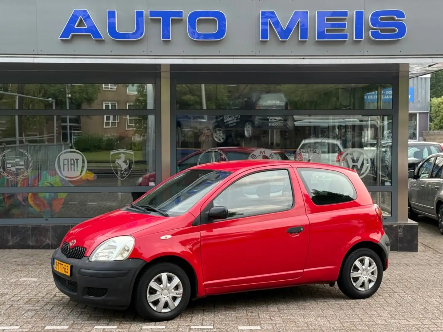 Toyota Yaris 1.0 VVT-I Roşu - 1