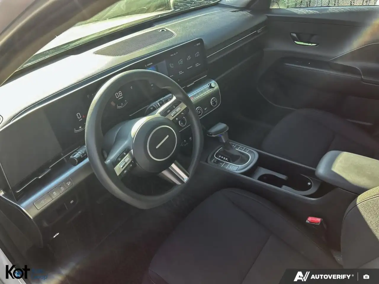 Hyundai KONA снимка Hyundai KONA